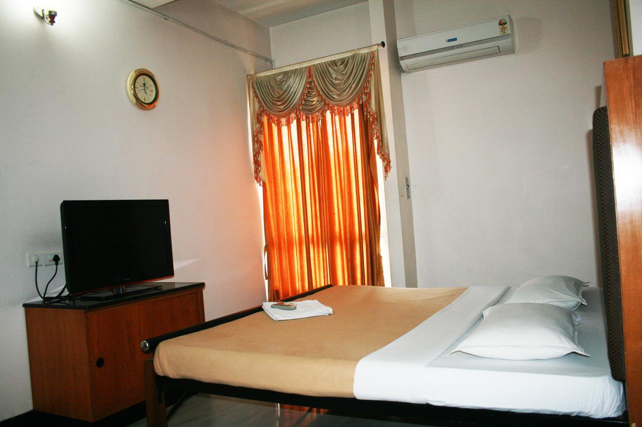 Hotel Grand Palace Coimbatore Exterior photo